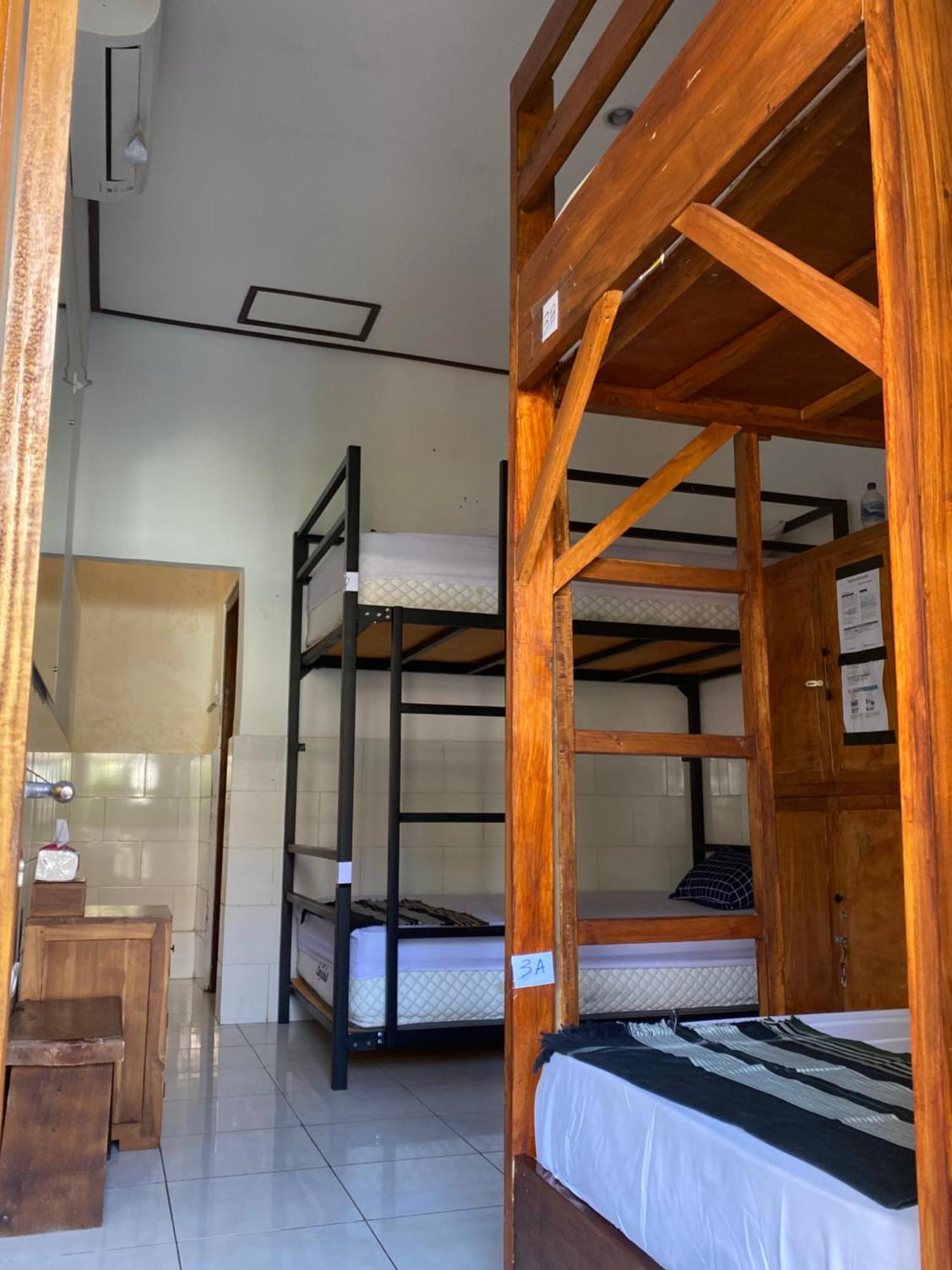 My Art Hostel Batununggul 外观 照片