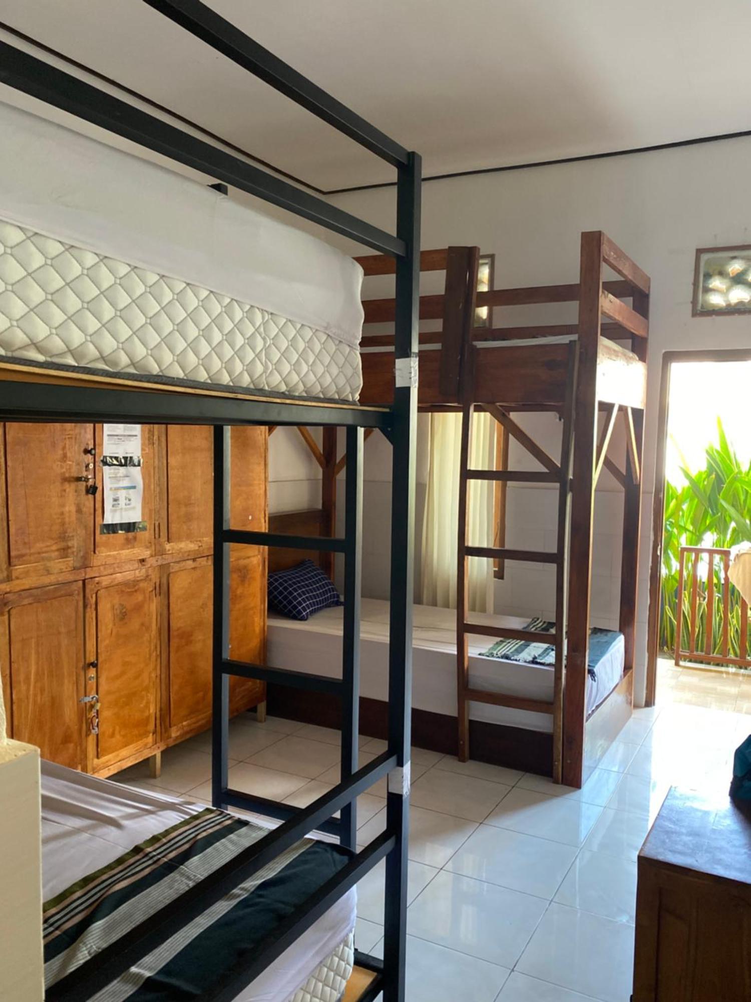 My Art Hostel Batununggul 外观 照片
